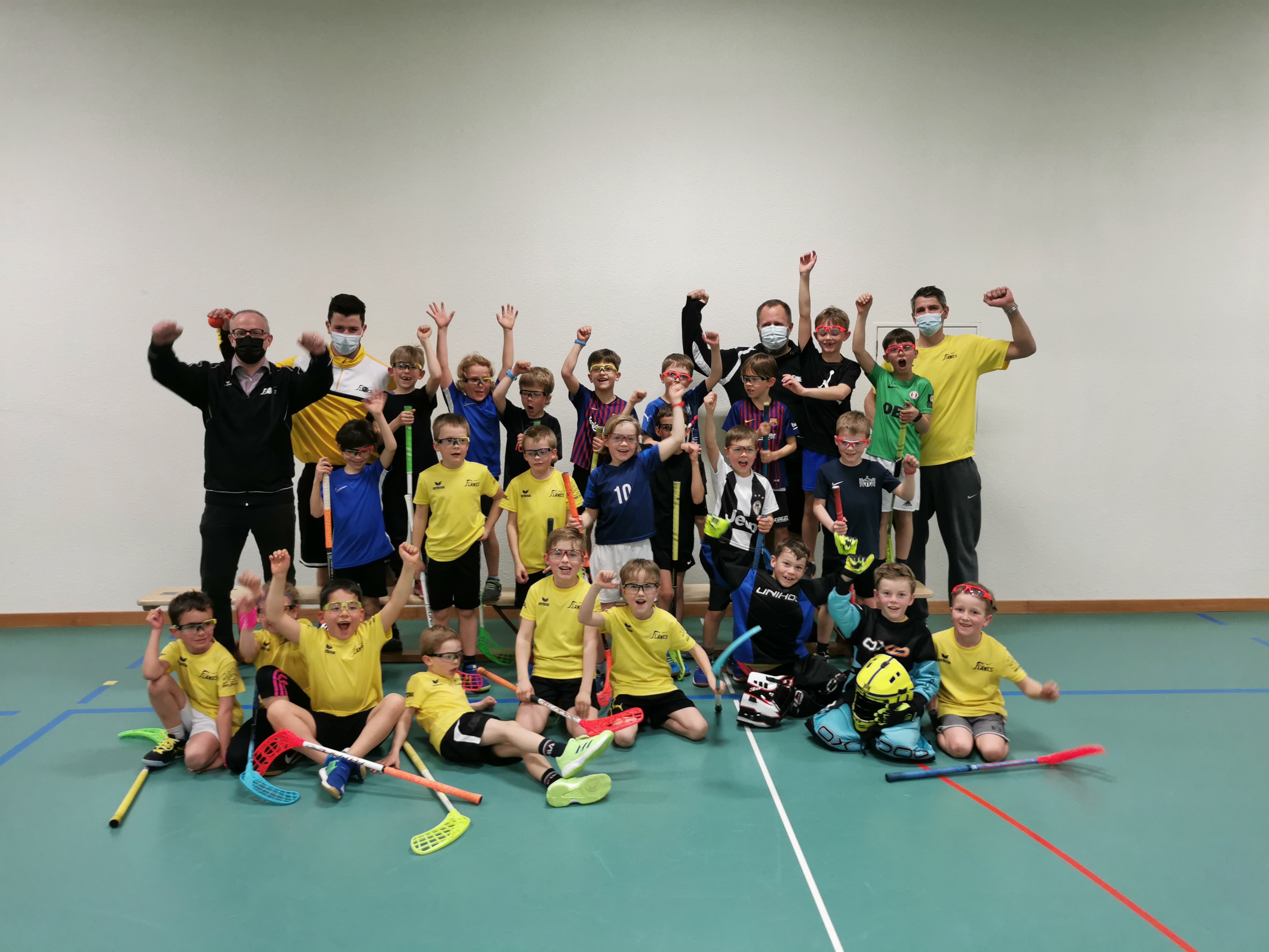 Duell der Unihockeyschulen